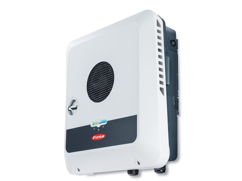 All-in-one solution featuring the highest efficiency class: solar inverter from Fronius uses CoolSiC™ MOSFETs